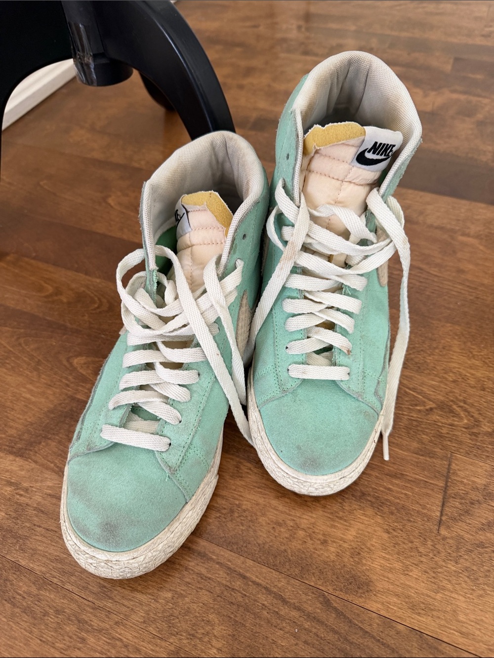Nike Mint Green and White High-Top Sneakers
